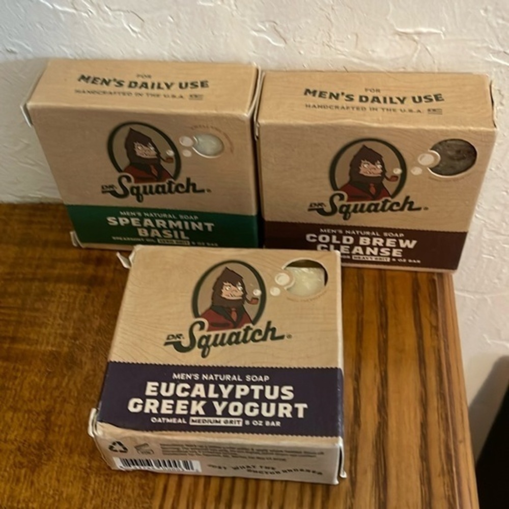 Dr. Squatch men’s natural soap
